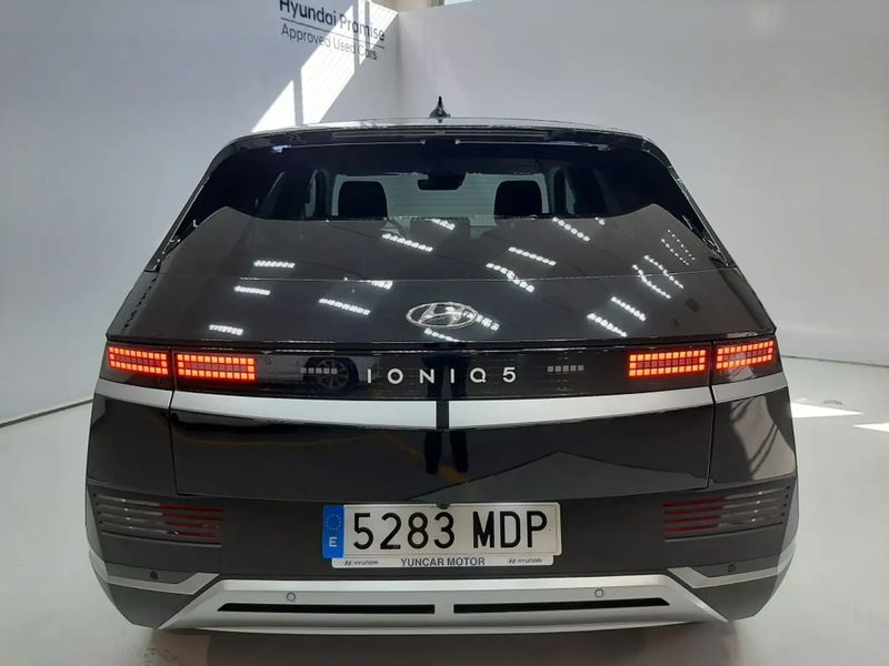 Hyundai Ioniq Electric • 2023 • 15,000 km 8
