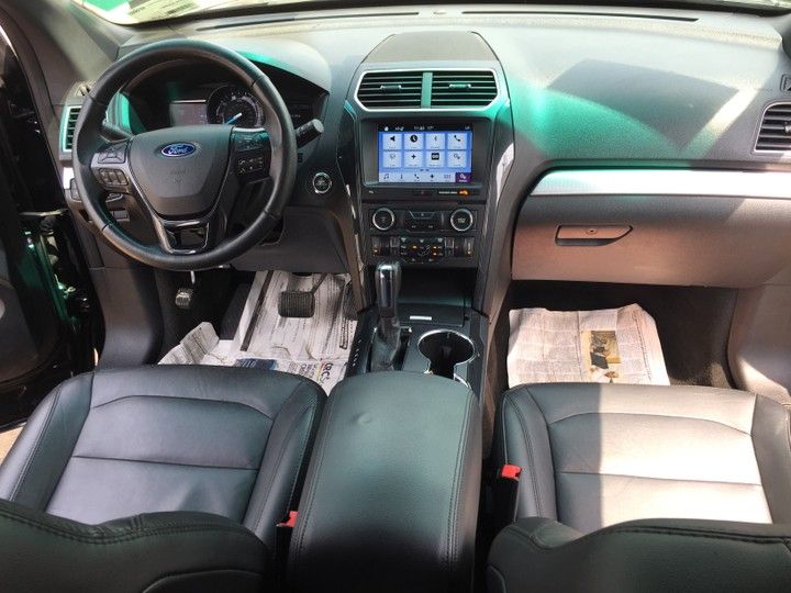 Ford Explorer • 2017 • 21 km 3