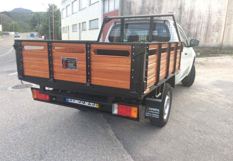 Mitsubishi L200 • 2010 • 190,000 km 2