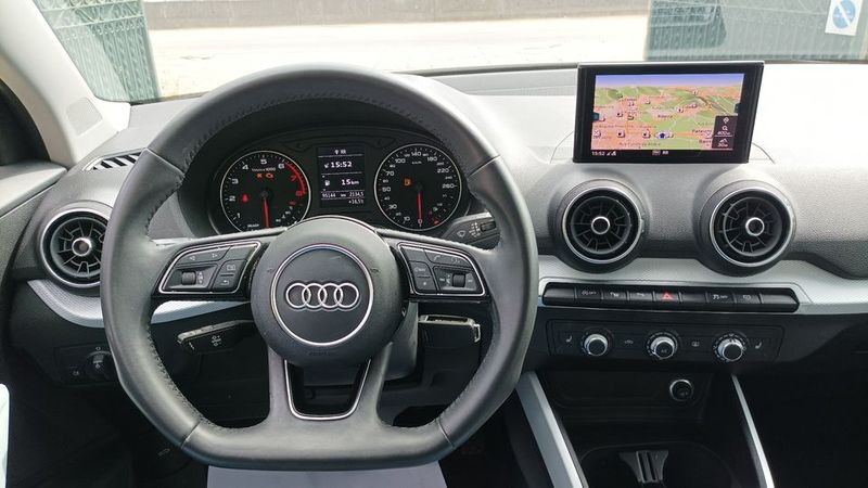 Audi Q3 • 2019 • 95,000 km 3