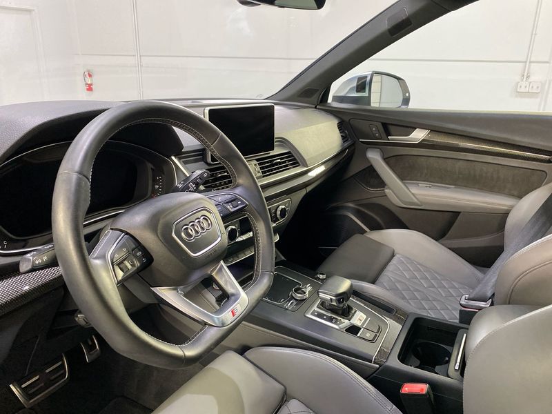 Audi SQ5 • 2018 • 12,063 km 9