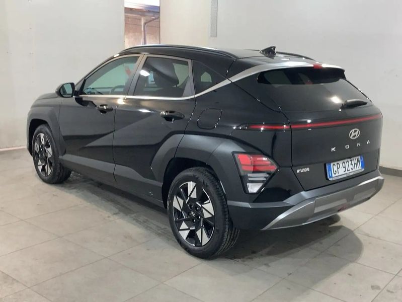 Hyundai Kona • 2023 • 3,800 km 4