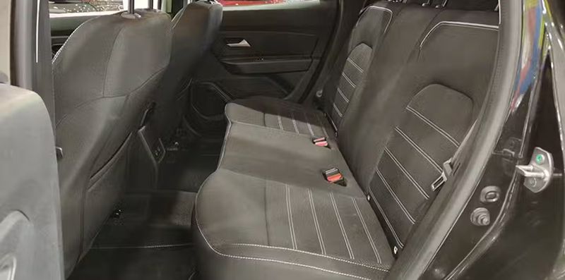 Dacia Duster • 2023 • 9,387 km 11