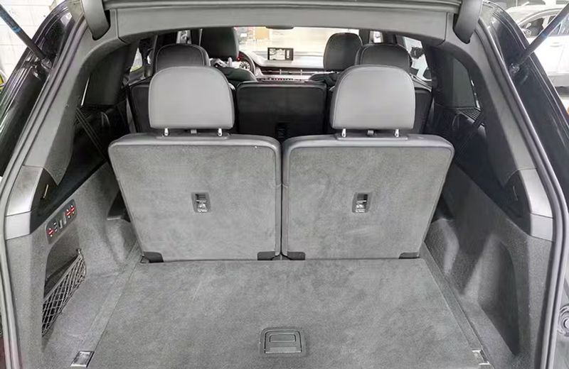 Audi Q7 • 2018 • 113,980 km 10