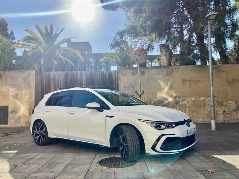 Volkswagen Golf • 2020 • 57,000 km 1