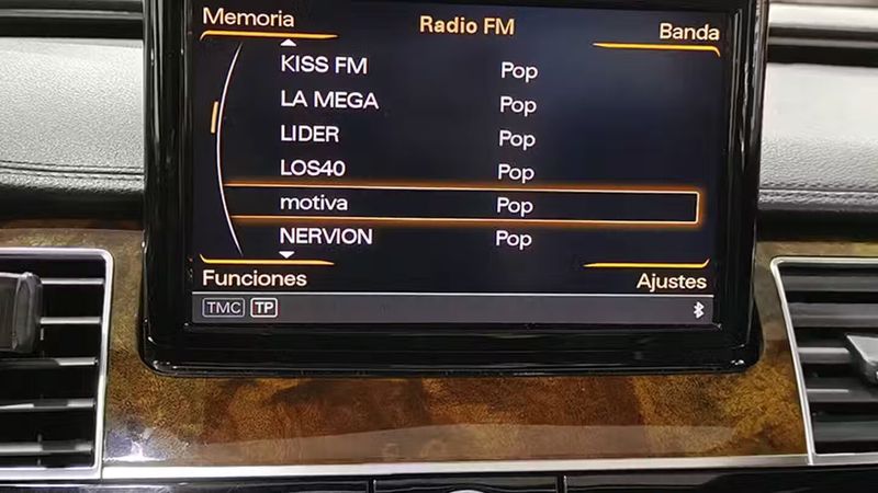 Audi A8 Long • 2015 • 84,288 km 42