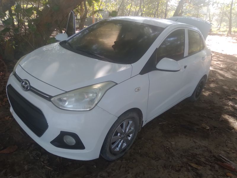 Hyundai i10 • 2015 • 166,000 km 3