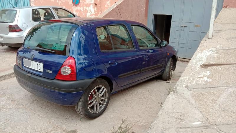 Renault Clio • 2000 • 227,000 km 2