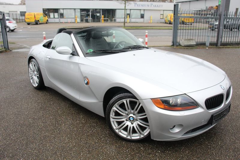 BMW Z4 • 2003 • 940,000 km 9