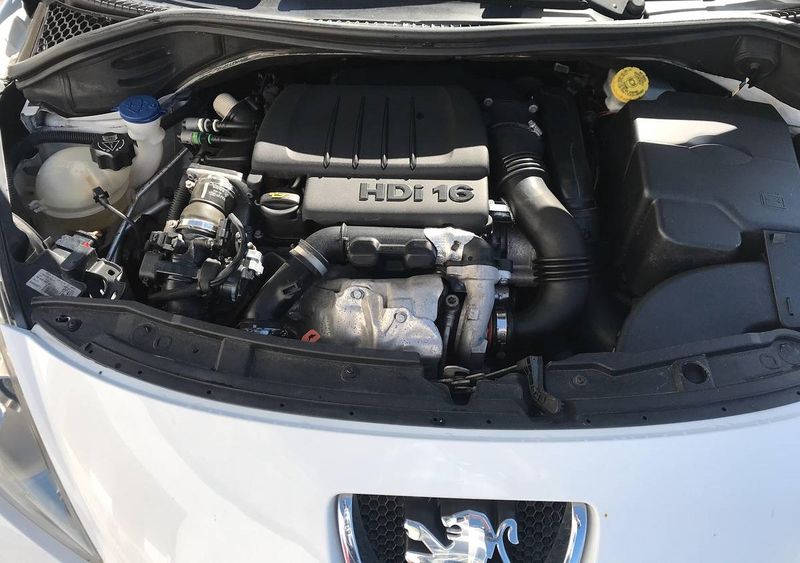 Peugeot 207 • 2009 • 190,000 km 6