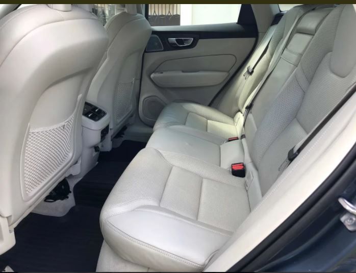 Volvo XC60 • 2018 • 125,000 km 5