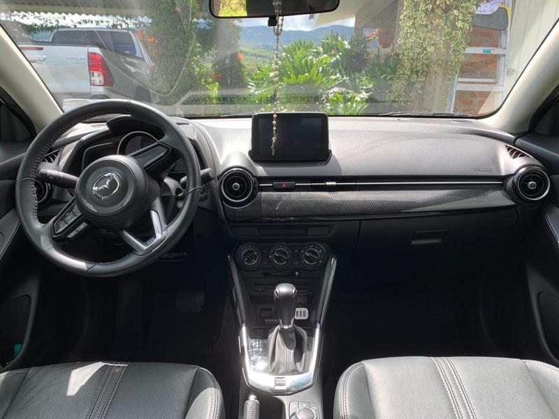 Mazda 2 • 2018 • 30,000 km 2