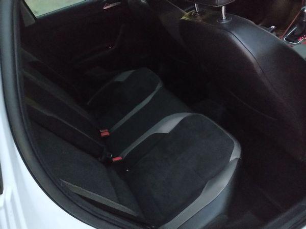 Volkswagen Polo • 2018 • 120,000 km 10