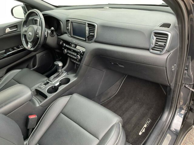 Kia Sportage • 2017 • 106,000 km 17
