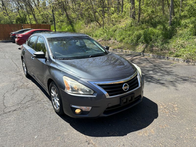 Nissan Altima • 2013 • 214,000 mi 2