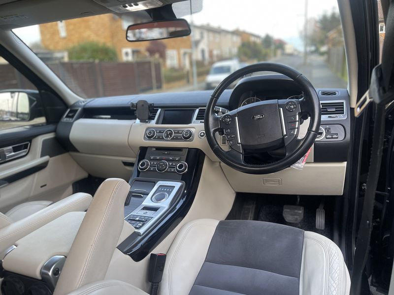 Land Rover Range Rover Sport • 2012 • 104,000 mi 14
