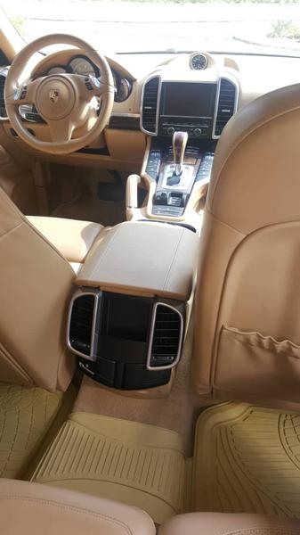 Porsche Cayenne • 2012 • 34,300 km 3