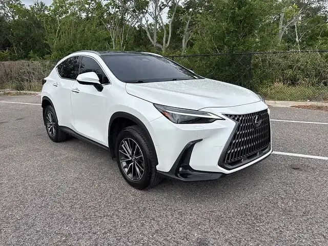 Lexus NX • 2024 • 23,456 km 2