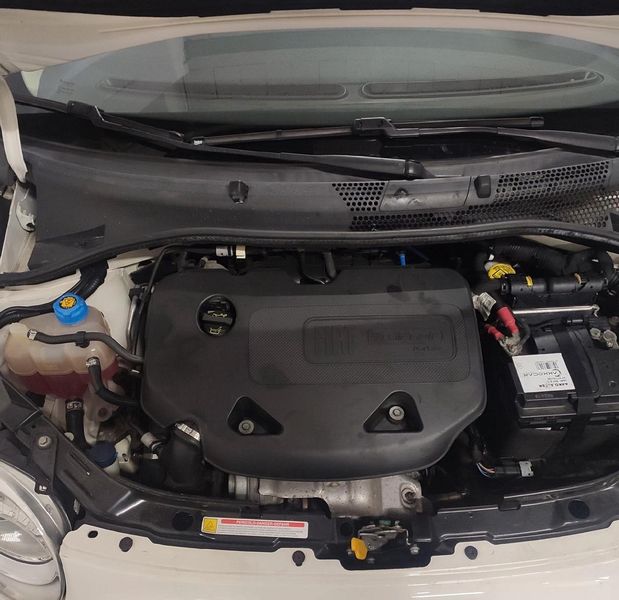 Fiat 500 • 2014 • 142,000 km 2