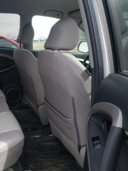 Toyota RAV4 • 2005 • 50,000 km 5