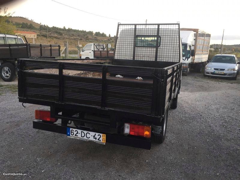 Toyota Dyna • 2007 • 200,000 km 5