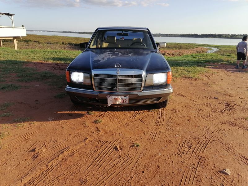 Mercedes-Benz S • 1981 • 300,000 km 2