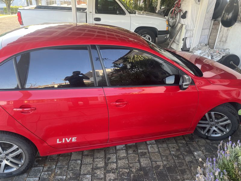 Volkswagen Jetta • 2016 • 77,000 km 4