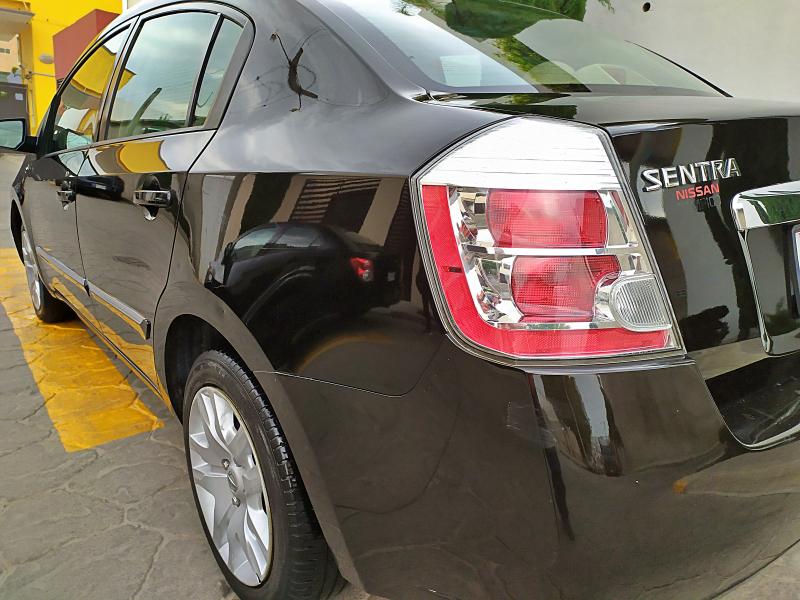 Nissan Sentra • 2012 • 92,000 km 17