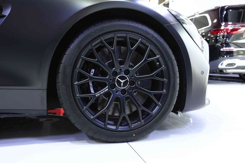 Mercedes-Benz AMG GT • 2022 • 8,000 km 9