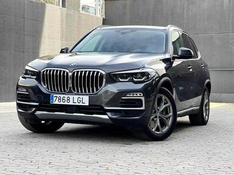 BMW X5 • 2020 • 98,000 km 1
