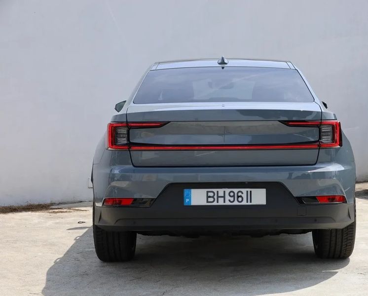 Polestar 2 • 2024 • 4,000 km 8