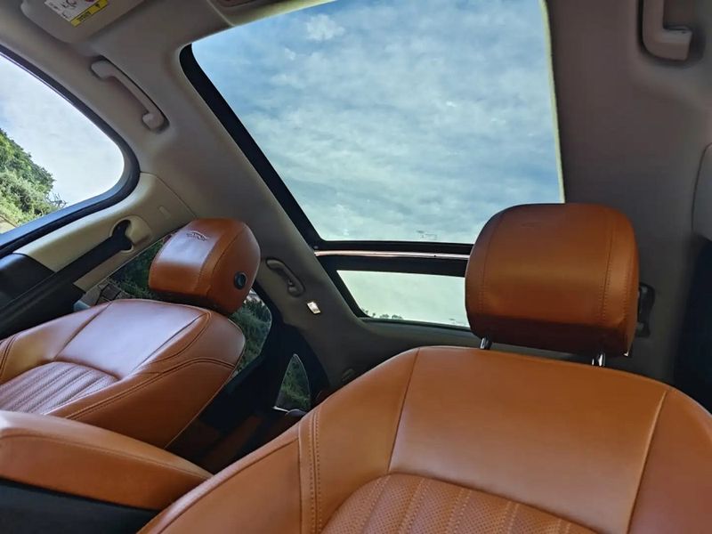 Jaguar F-Pace • 2017 • 69,500 km 9