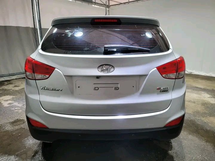 Hyundai Tucson • 2018 • 13 km 2