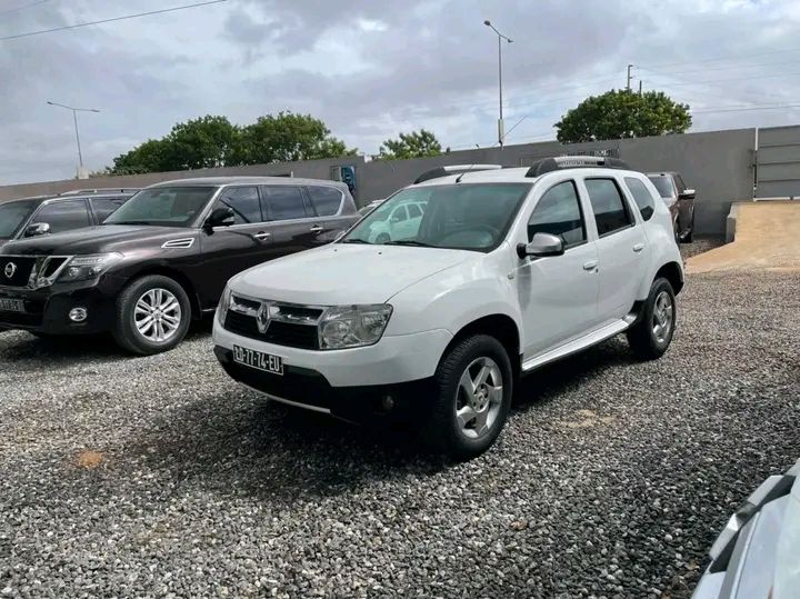 Renault Duster • 2020 • 37,000 km 1