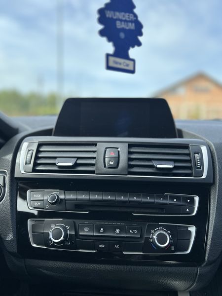 BMW 1 Series • 2016 • 216,000 km 7