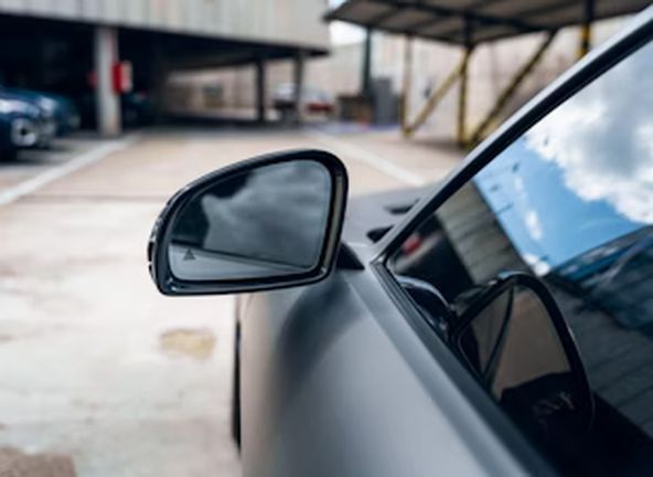 Mercedes-Benz SLS AMG GT • 2013 • 70,000 km 38