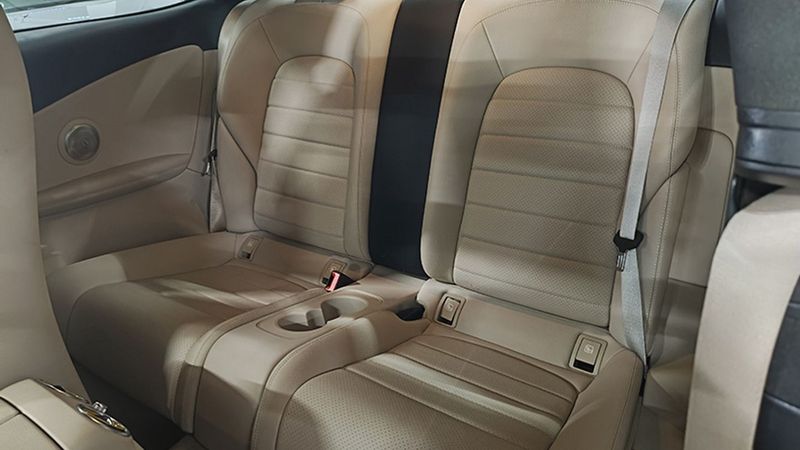 Mercedes-Benz C • 2020 • 67,072 km 9