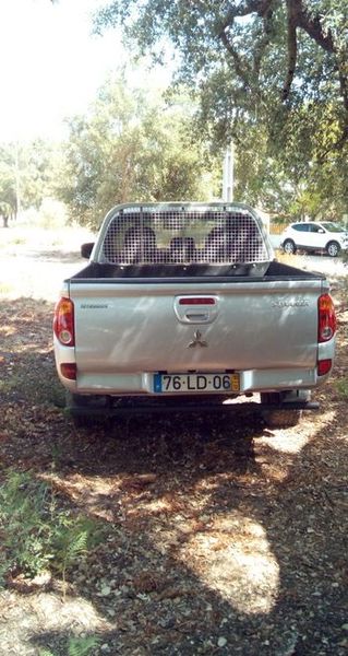 Mitsubishi L200 • 2010 • 275,000 km 4