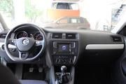 Volkswagen Jetta • 2017 • 23,005 km 6