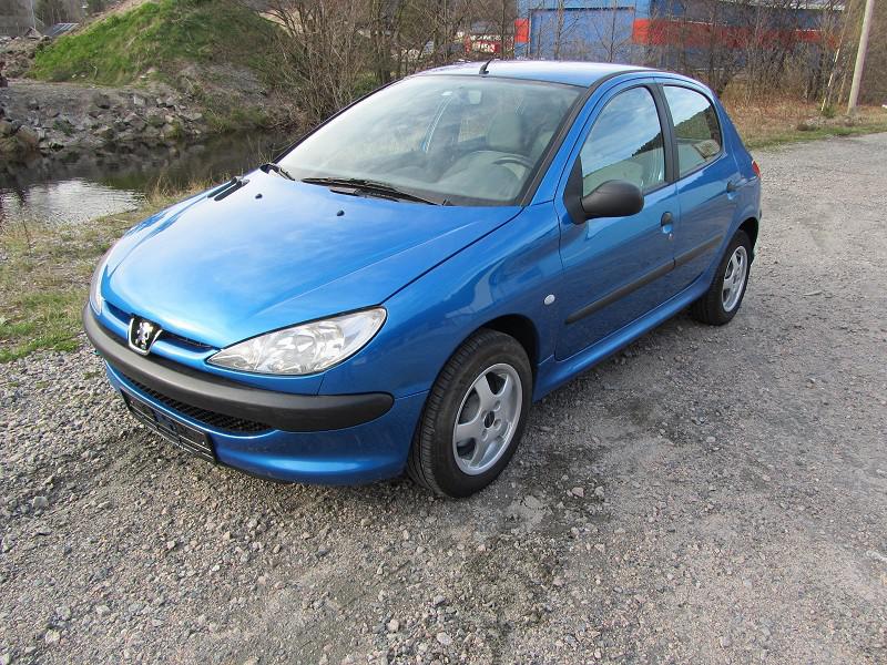 Peugeot 206 • 2000 • 110,000 km 1