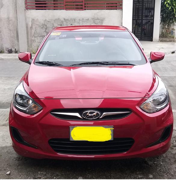 Hyundai Accent • 2014 • 18,000 km 3