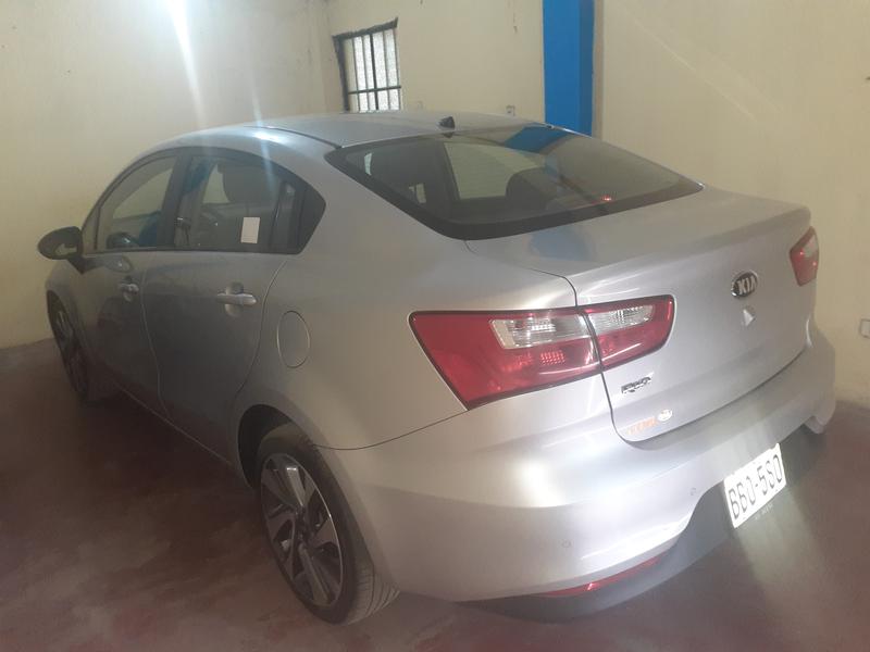 Kia Rio • 2016 • 44,000 km 3
