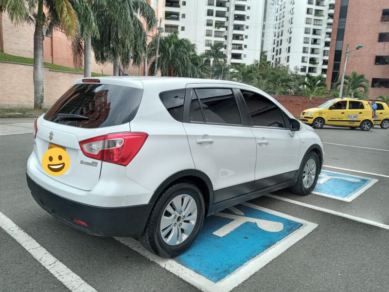 Suzuki S Cross • 2015 • 62,800 km 1