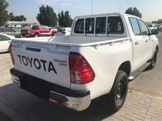 Toyota Hilux • 2020 • 1 km 2