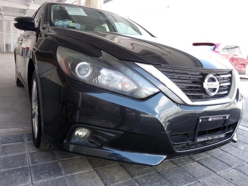 Nissan Altima • 2017 • 155,000 km 18