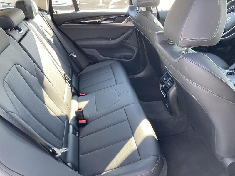 BMW X3 • 2024 • 26,558 km 22