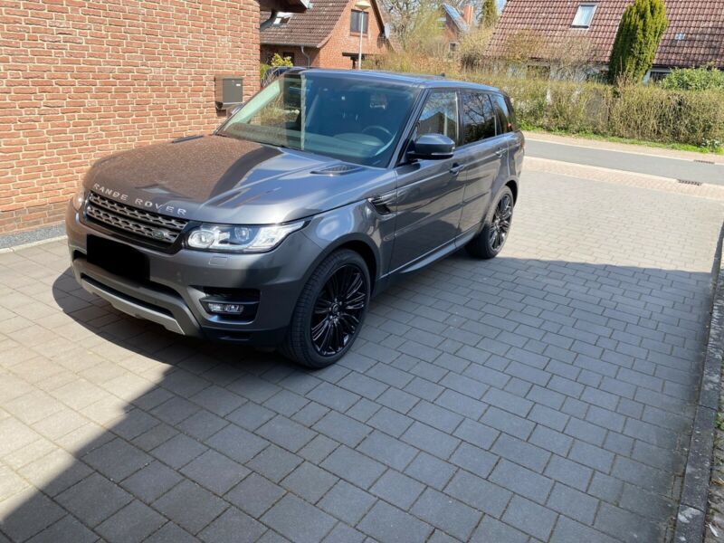 Land Rover Range Rover Sport • 2016 • 103,000 km 1