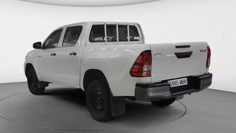 Toyota Hilux • 2022 • 53,912 km 2