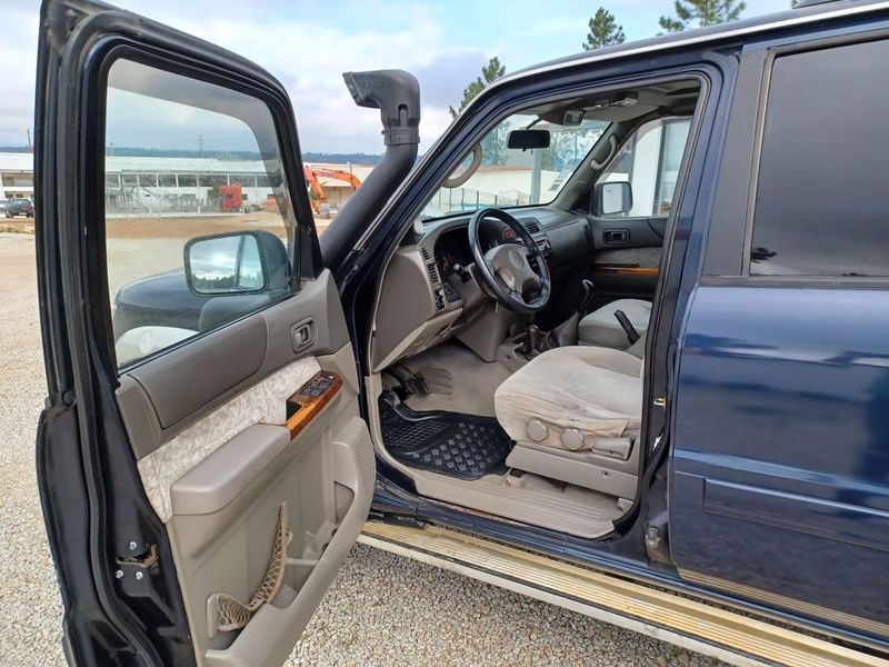 Mitsubishi Pajero Sport • 1998 • 90,000 km 2