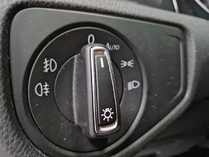 Volkswagen Golf • 2020 • 59,000 km 7